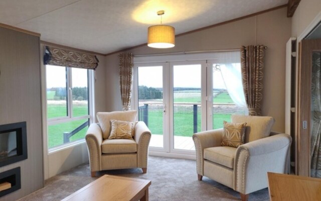 Rivendale 8 & Hot Tub 2 Bed