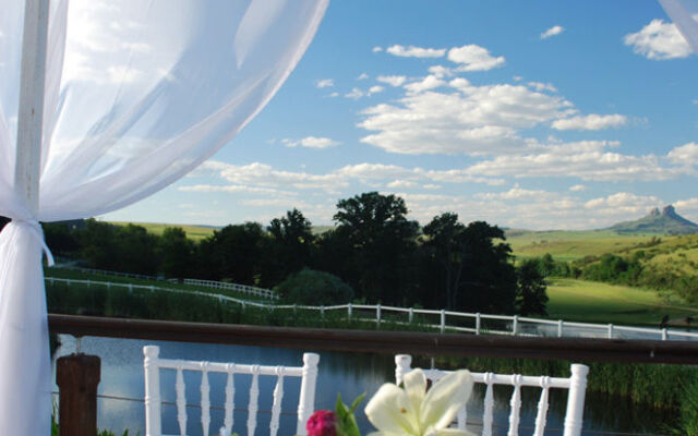 Oaklands Country Manor