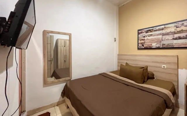 RedDoorz near Underpass Simpang Patal Palembang - Hotel in Palembang - Photo 2
