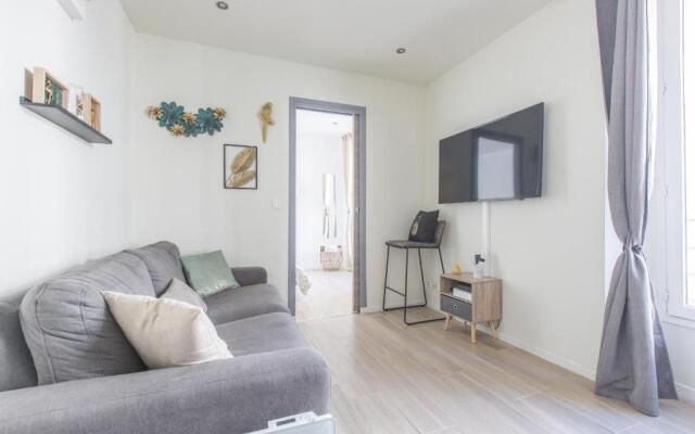 Cute Affordable 1-Br Minutes From Cannes Center