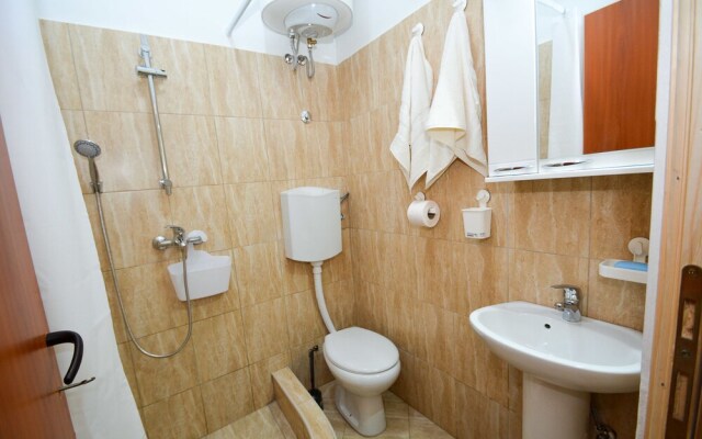 Apartments Risan Center