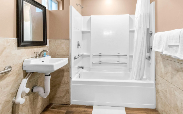 Americas Best Value Inn Avenel Woodbridge