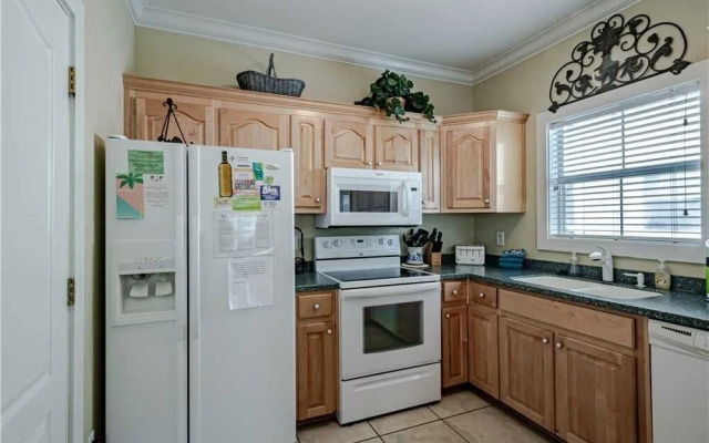 Seaclusion 18A - 2 Br Condo