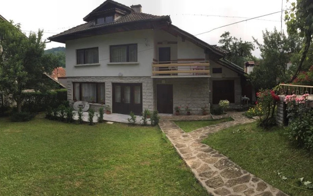 Luylyana Guesthouse