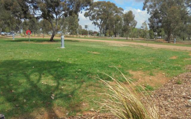 Yarrawonga Riverlands Tourist Park