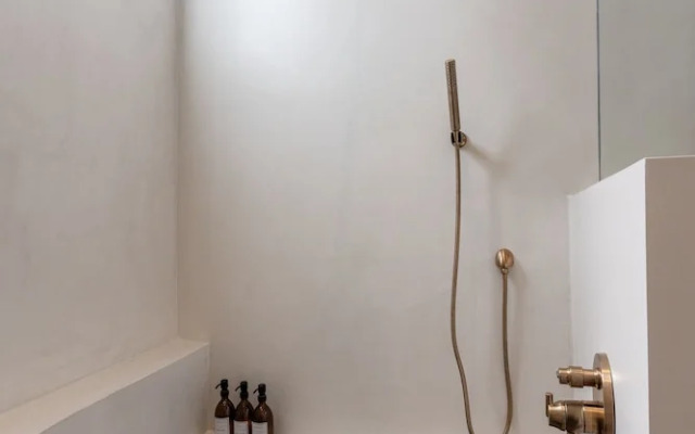 Panoramic Paradise 3BR Overlooking SMA