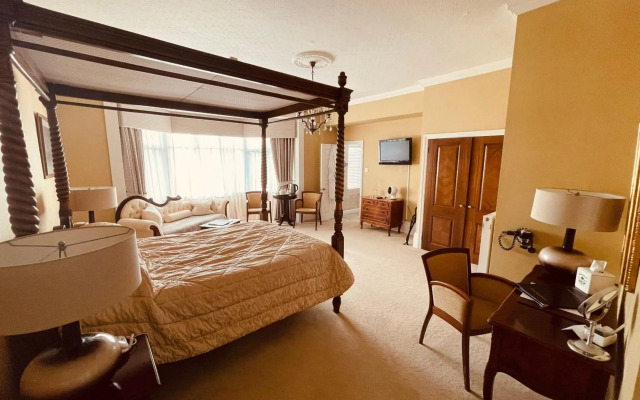 Nuthurst Grange Country House Hotel