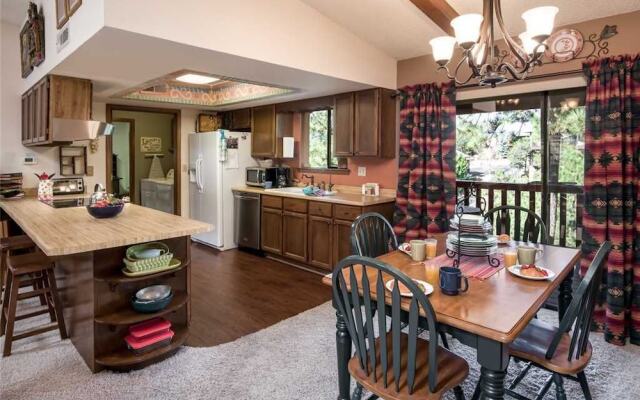 Natures Outlook - Three Bedroom Cabin