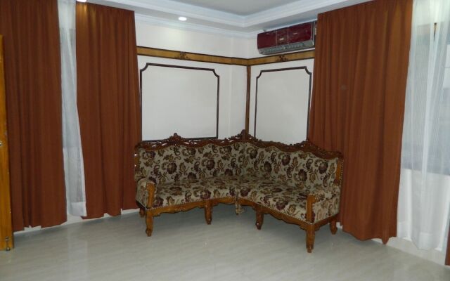 Hotel Thames International