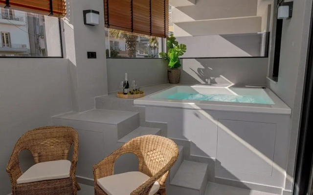 B G Urban Spa by Cretanhouses