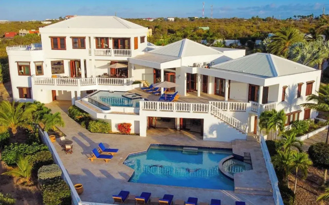 Sheriva Luxury Villas and Suites