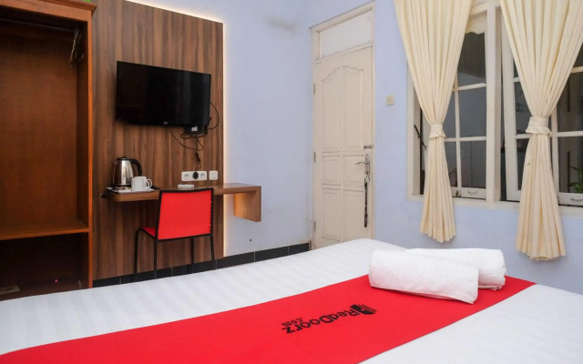 OYO Life 3301 Pondok Eyang Obi