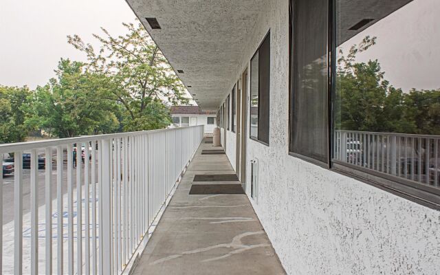 Motel 6 Kalispell, MT