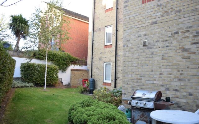 3 Bedroom Apartment in West London