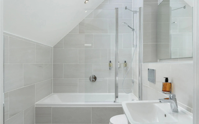 Destiny Scotland Royal Mile Residence