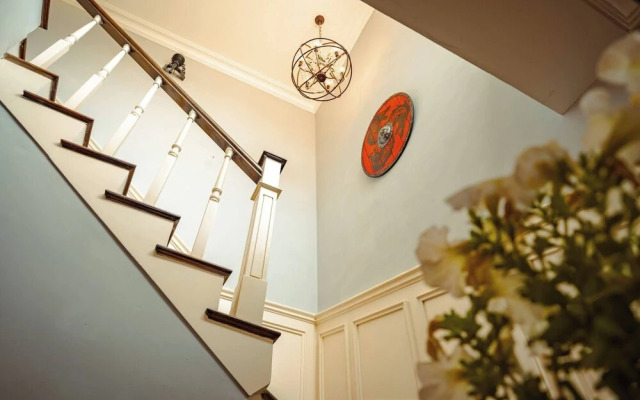 The Iron Throne A Bespoke Got' Theme Penthouse