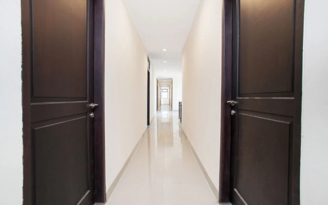 Hotel O Genteng Near Genteng Market Formerly Uno Hotel