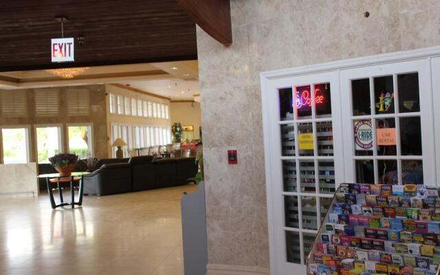 I-Drive Grand Resort & Suites