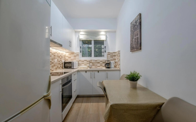 Kallithea Garden Flat