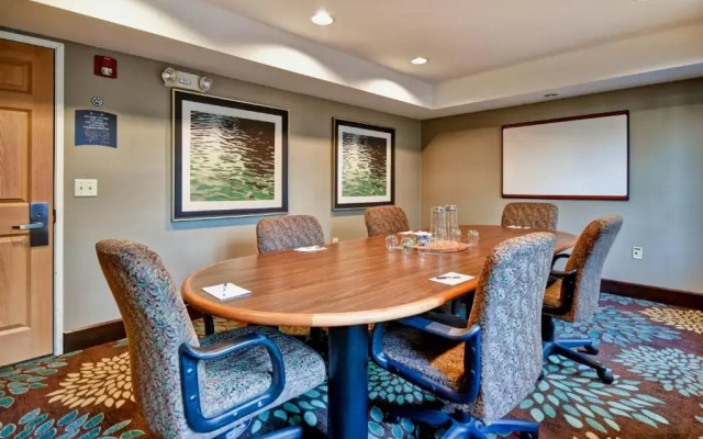 Staybridge Suites Middleton Madison-West by IHG