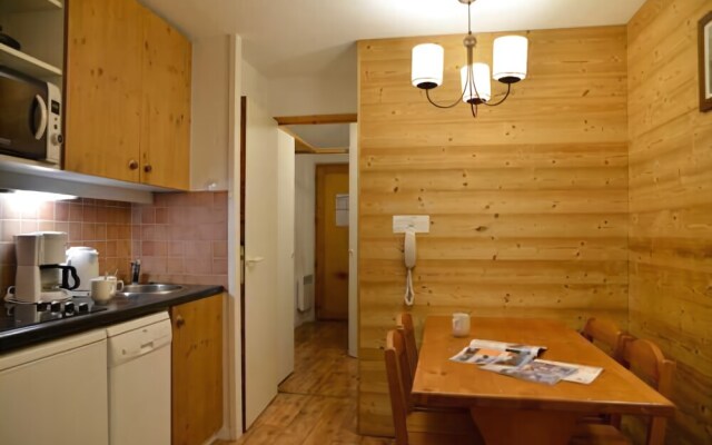 Belle Plagne Open Plan Studio Cabine on Slopes for 4 People of 27 M² Th515