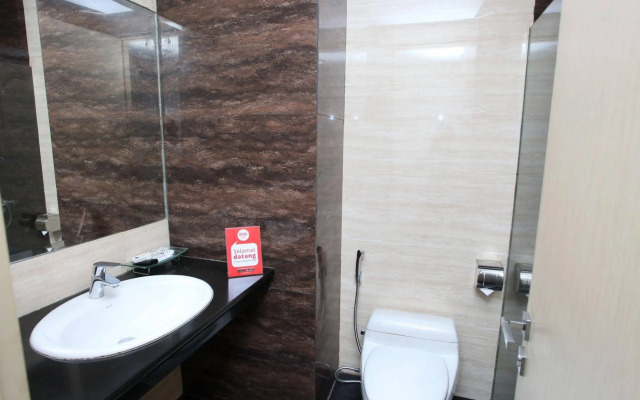 NIDA Rooms Railway Medan Merdaka Square