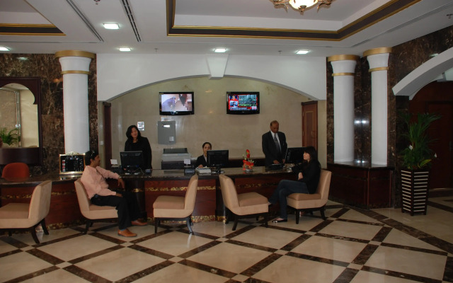 Wescott Plaza Hotel Apartment