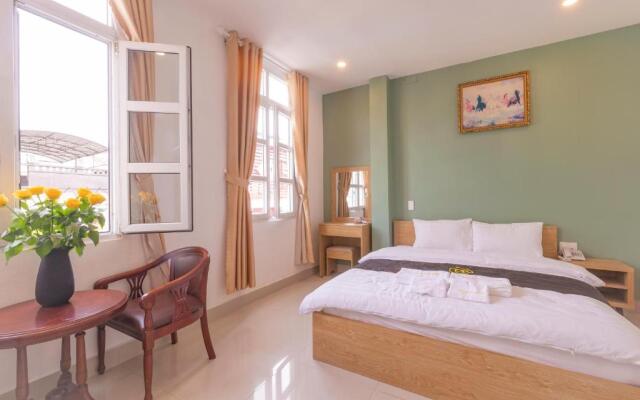 Dalat Joy Hotel