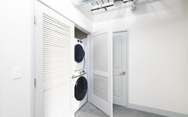 Flexhome Brewery District M9 - FiservGymParking