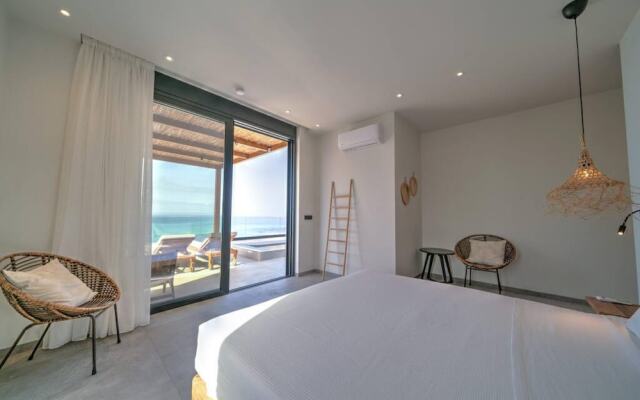 Villa Hestia - 6 Bedroom Luxury Villa With Seaview