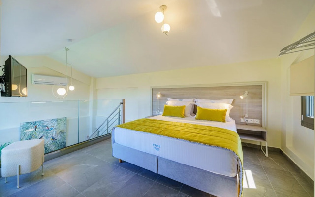 Miroes Suites