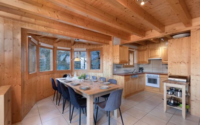 Chalet Belle Roche Recently Renovated Jacuzzi