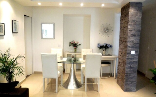 4 pieces design 100 metres croisette