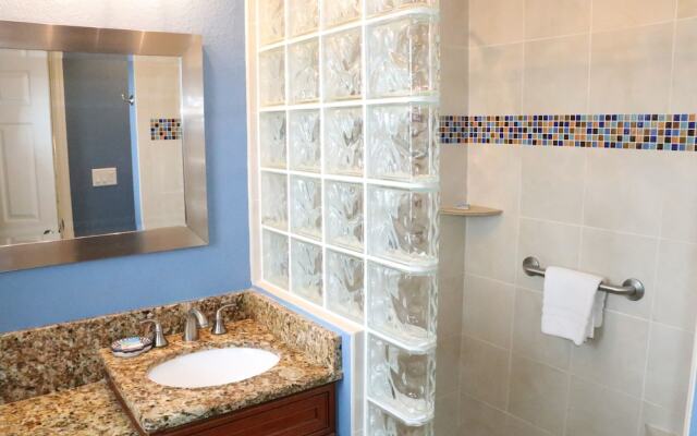 Jamaica Royale 076 - 2 Br Condo