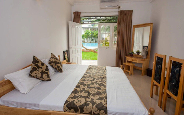 Navro Beach Resort