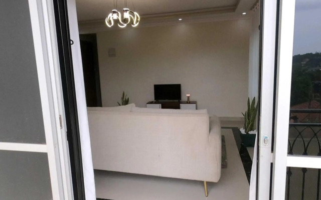 Keisha Luxury Furnished Apartment Bukoto