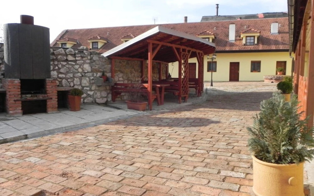 Zámecký penzion Rotunda