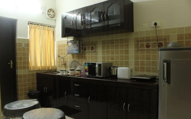 Sun N Sand Apartments