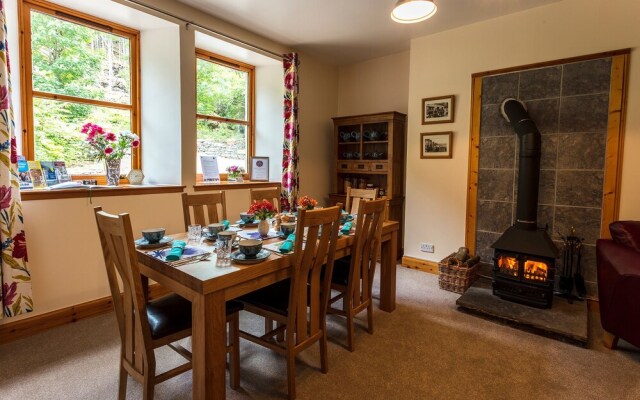 Braemore Square Country House