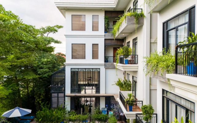 Bayon Modern Residence