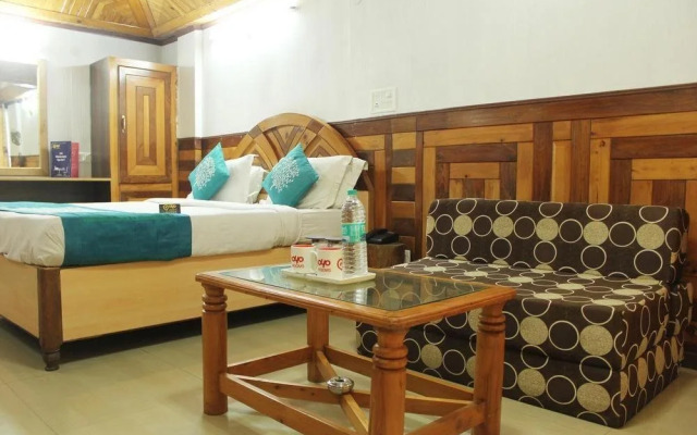 OYO Premium Near Zoo Nainital