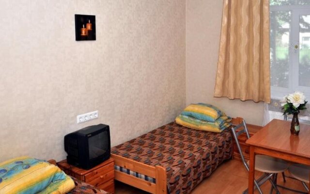Happy Hostel