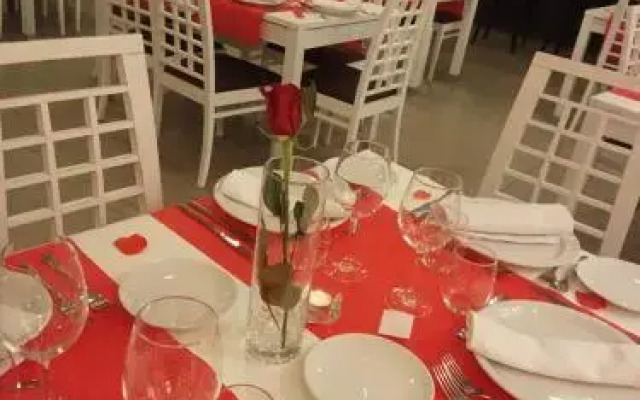 Hotel Alboran