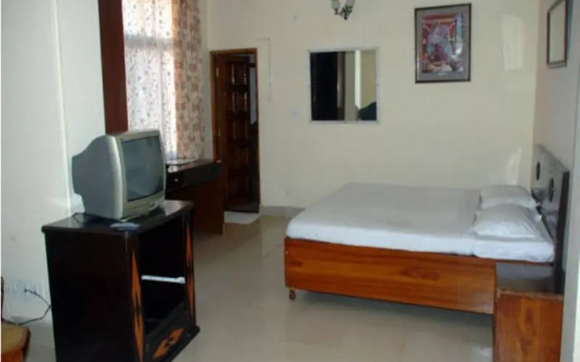 Hotel Anand Palace
