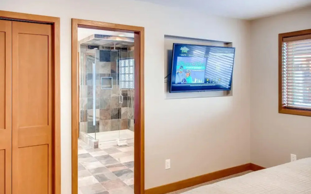 385 Moonshine Crescent by Okanagan Premier