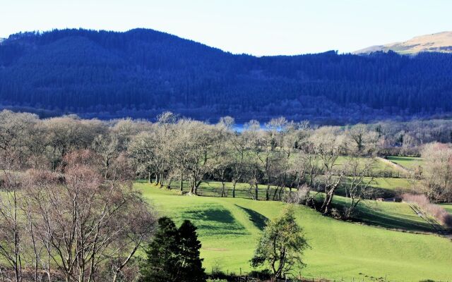 Ravenstone Manor