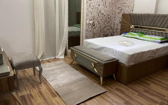 La Royal Elite Five Stars- Jasmine 6 - New Cairo