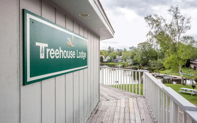 Quality Inn on Lake Placid Lake Placid