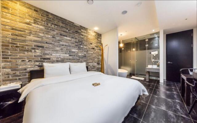 Gangnam Campus Hotel