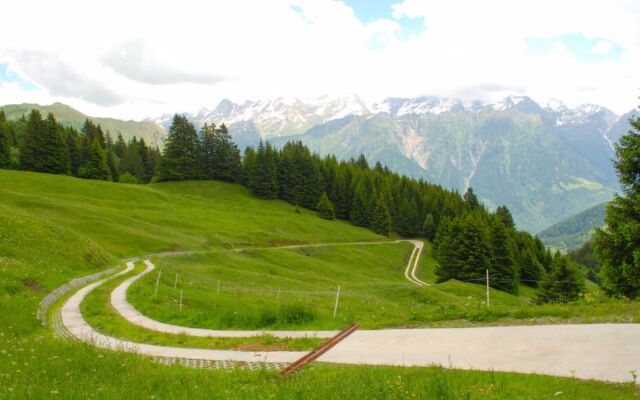 Rustico Vista Adula